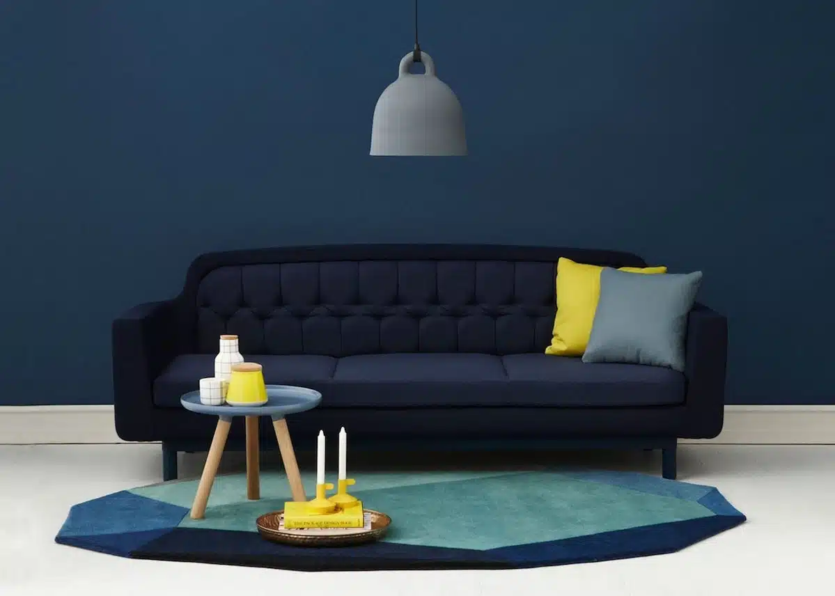 Comment associer la couleur bleu gris en peinture déco pour un style unique